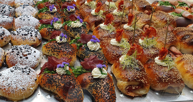 Für den kleinen Hunger. Zwischendurch Snack bunt. Für den kleinen Hunger. Zwischendurch Snack bunt.