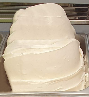 Eisidee Laktosefreies Milcheis Eis & Gelati, fertige Milchgrundmasse laktosefrei. Eisidee Laktosefreies Milcheis Eis & Gelati, fertige Milchgrundmasse laktosefrei.